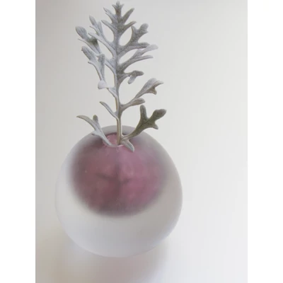 PALE EGG VASE