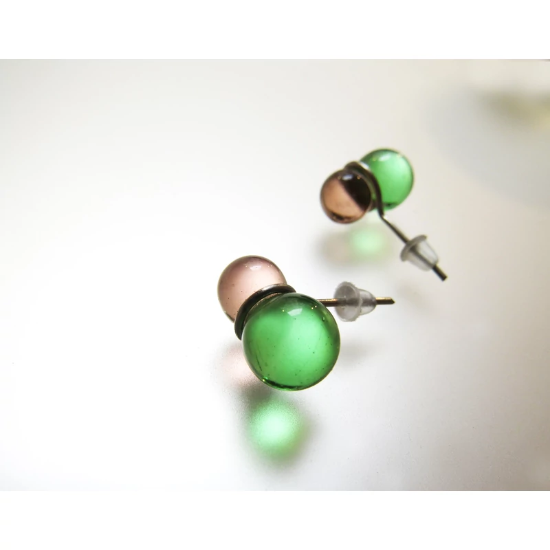 GREEN BALLOON EARRING
