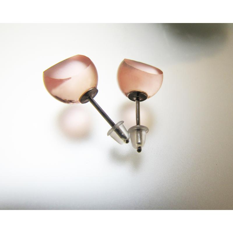 ROSE SPOTLIGHT EARRING