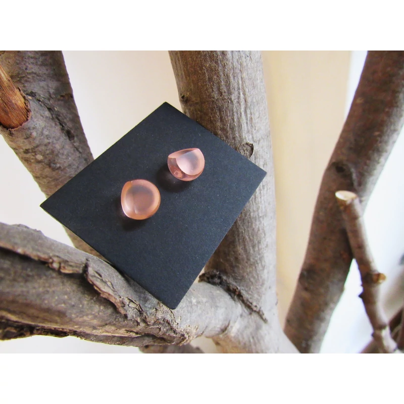 ROSE SPOTLIGHT EARRING