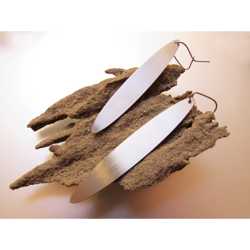 SWARD EARRING