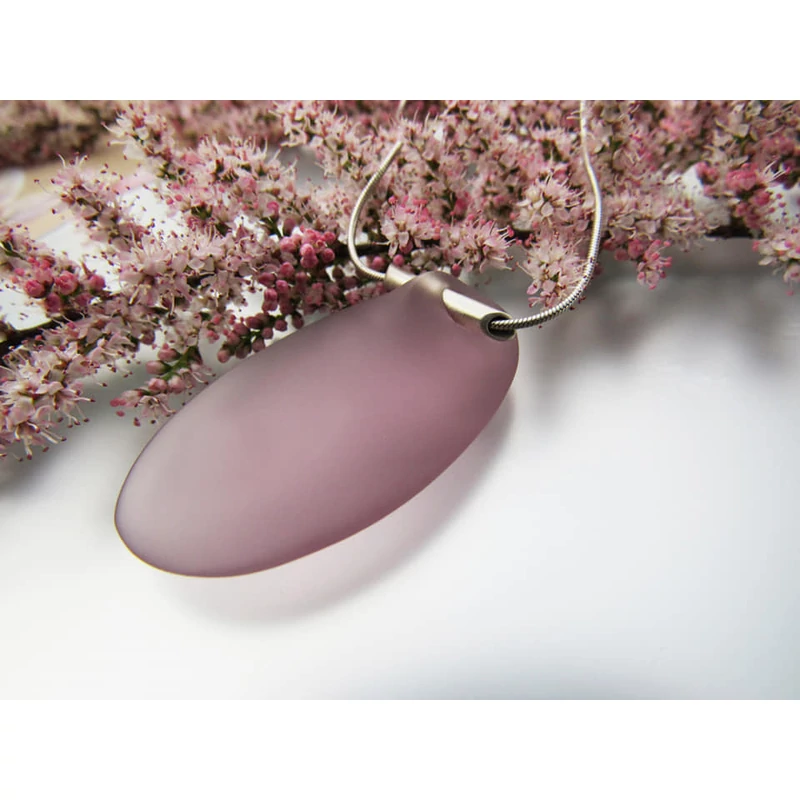 LILAC NECKLACE