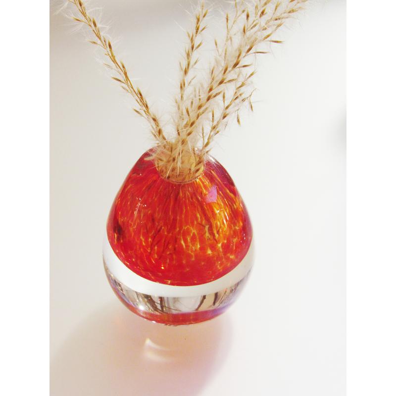 RED EGG VASE